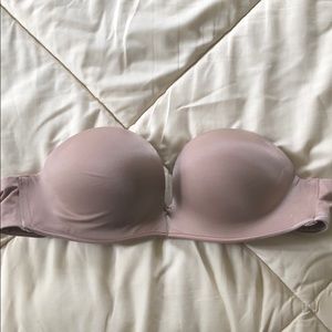 VS Strapless Bra